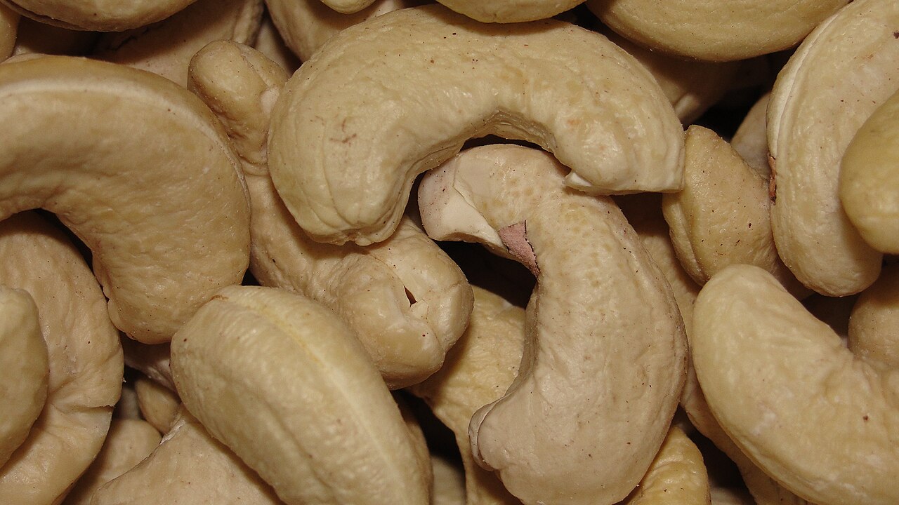 Cashews